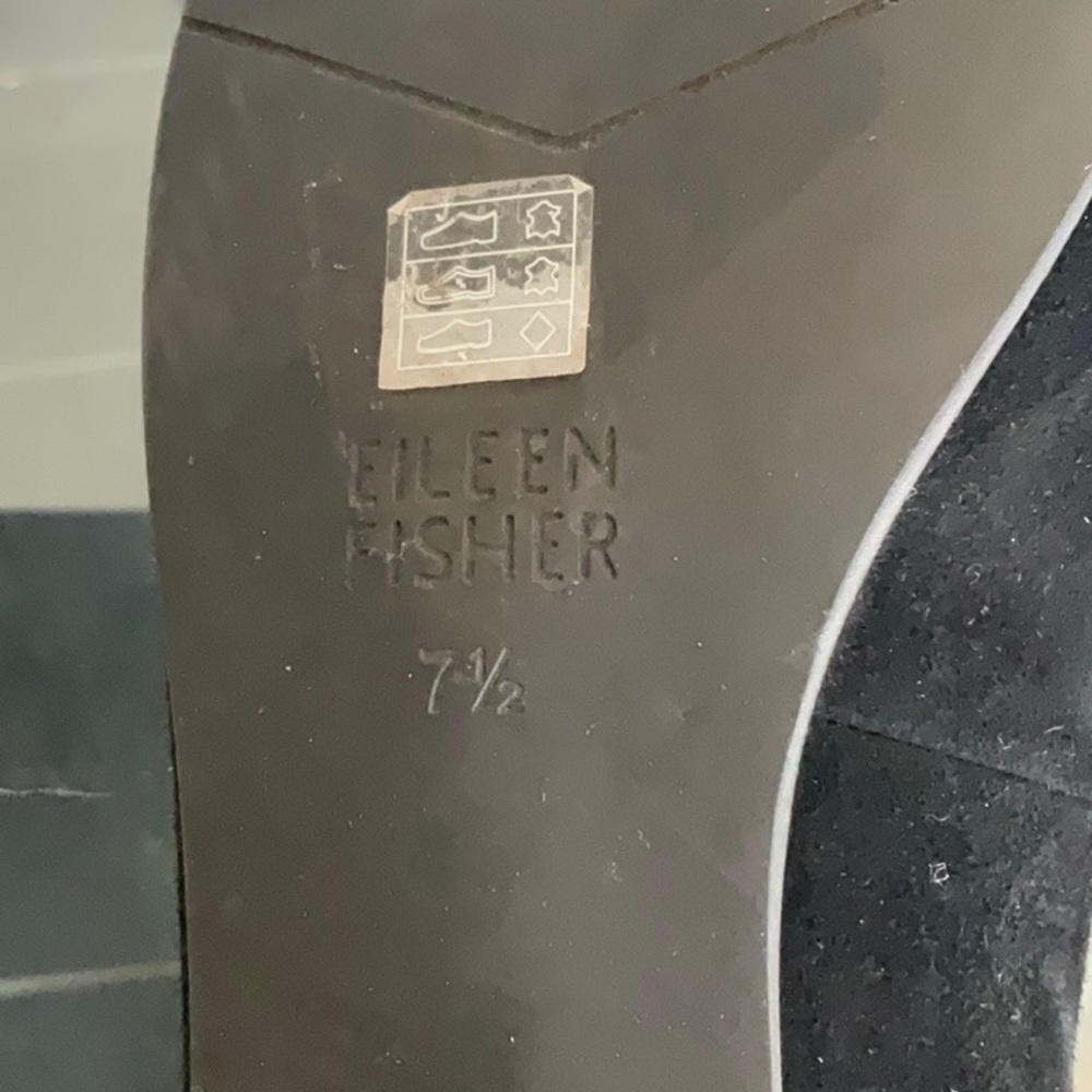 Eileen Fisher shoes - Picture 3 of 3